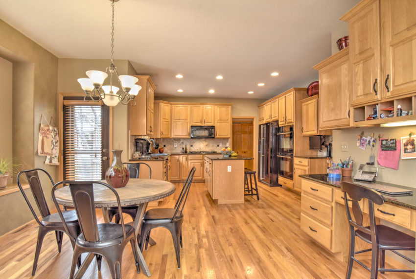 3305 Rookery Road Fort Collins-large-006-36-Kitchen-1499x1000-72dpi
