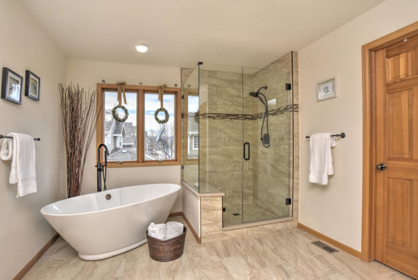 3305 Rookery Road Fort Collins-large-013-30-Master Bath-1499x1000-72dpi