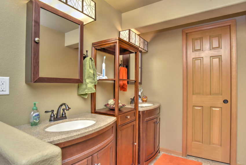 3305 Rookery Road Fort Collins-large-022-27-Bathroom-1500x970-72dpi