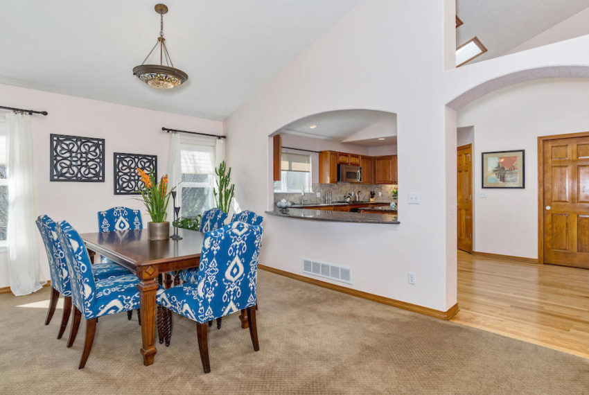 604-golden-eagle-circle-golden-co-large-009-12-Dining Room-1500x1000-72dpi