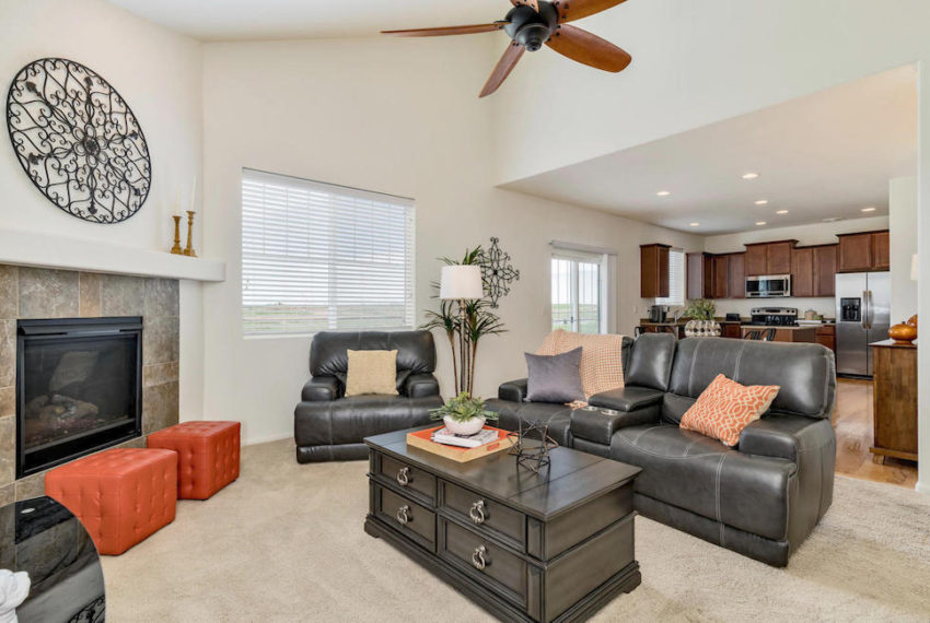 290 N Newbern Way Aurora CO-large-009-7-Family Room-1500x1000-72dpi