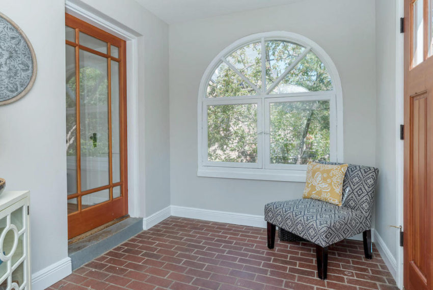 1471-eudora-street-denver-co-80220-large-005-032-Sun Porch-1499x1000-72dpi