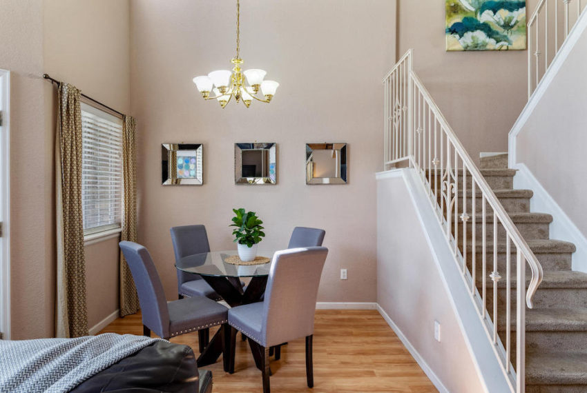 1415 S Chambers Rd 104 Aurora-large-010-019-Dining Room-1500x1000-72dpi