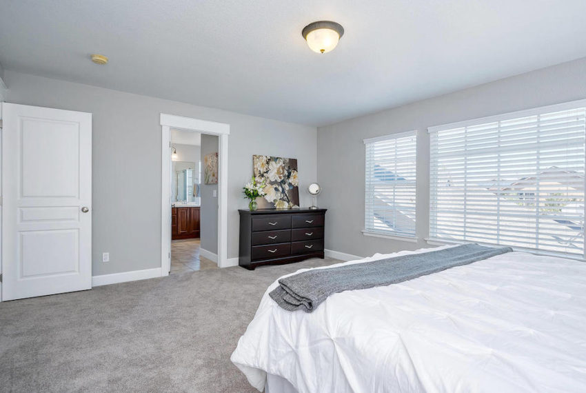 8765 E 28th Avenue Denver CO-large-036-027-Master Bedroom-1500x998-72dpi