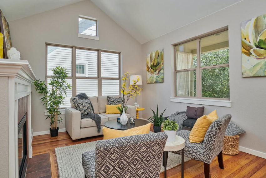 2553 Alton Street Denver CO-large-009-010-Living Room-1500x1000-72dpi