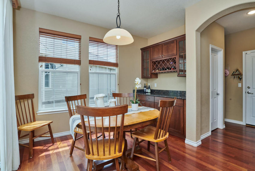 13773 E Caley Drive Centennial-large-012-015-Breakfast Area-1500x1000-72dpi