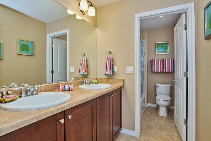 13773 E Caley Drive Centennial-large-026-022-Bathroom-1500x1000-72dpi