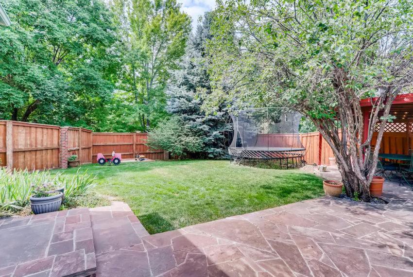 2201 Albion St Denver CO 80207-large-038-038-Patio-1500x1000-72dpi