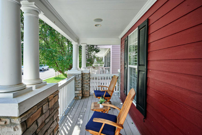 2661 Clinton Way Denver CO-large-006-075-Front Porch-1500x1000-72dpi