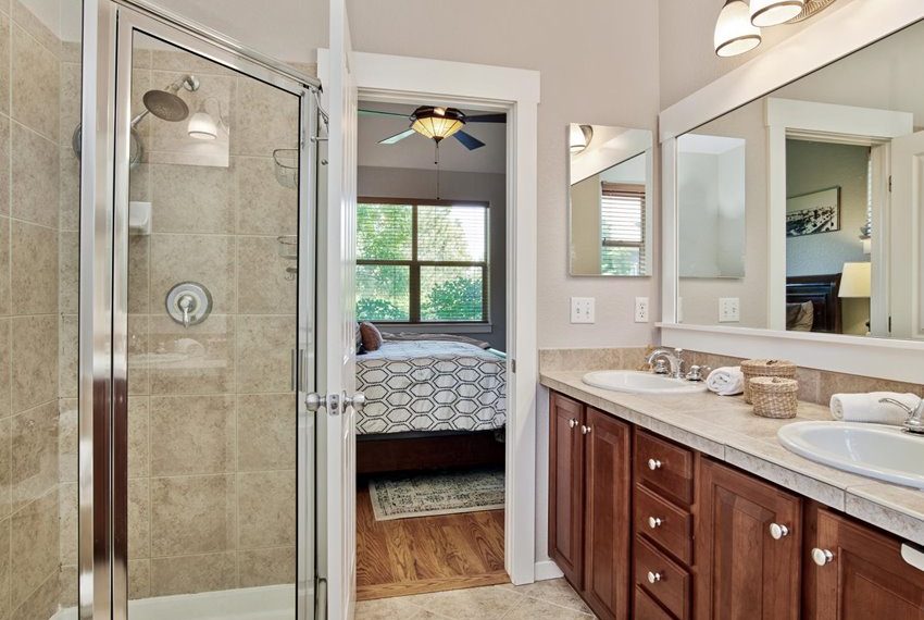 44-Master Bathroom