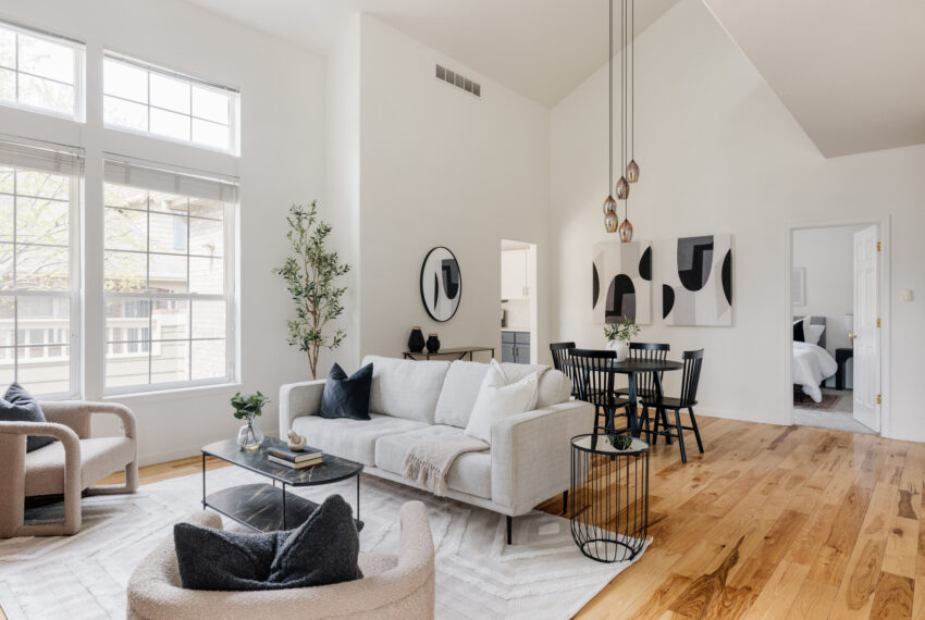 8001 Ellsworth Ave-005