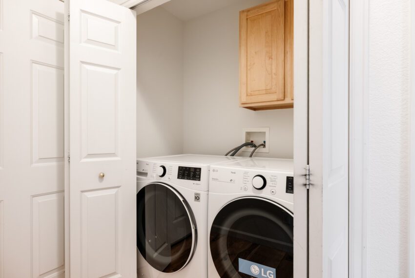 8001 Ellsworth Ave-026