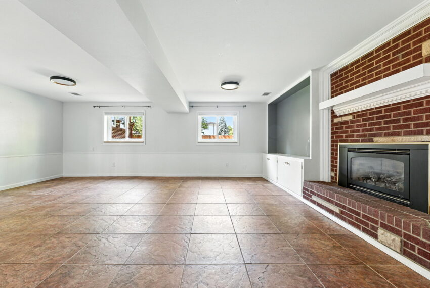 26-025-3608-S-Newport-Way