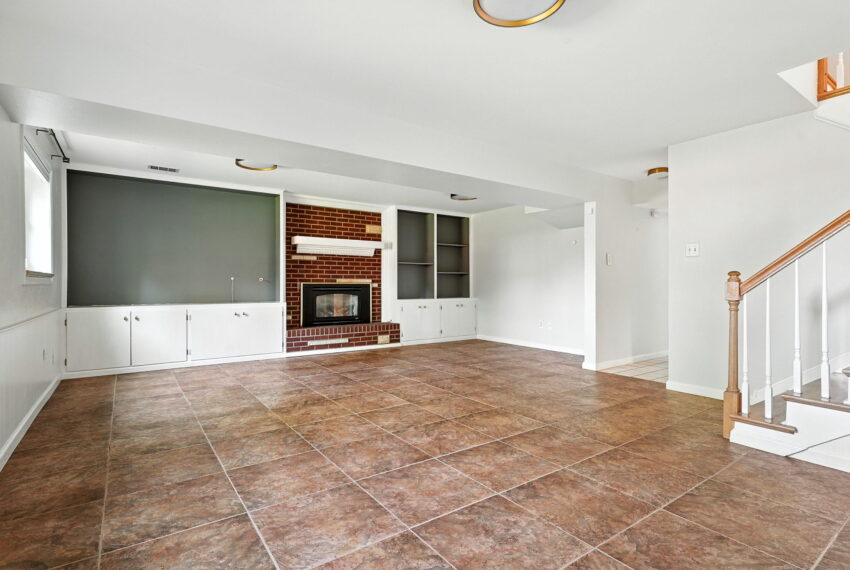 27-026-3608-S-Newport-Way