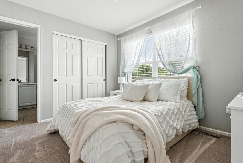 56-349-3543 Foxridge Trail