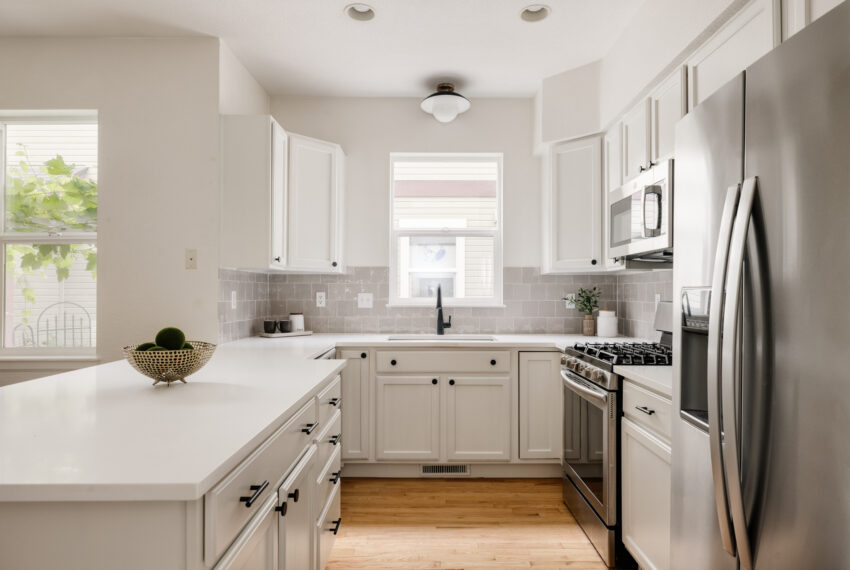 4523 W 36th Pl-008