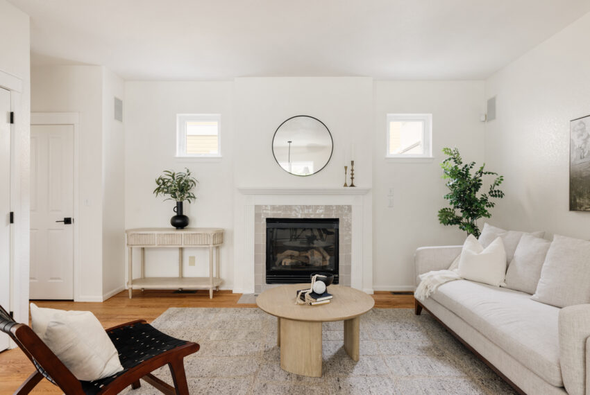 4523 W 36th Pl-012