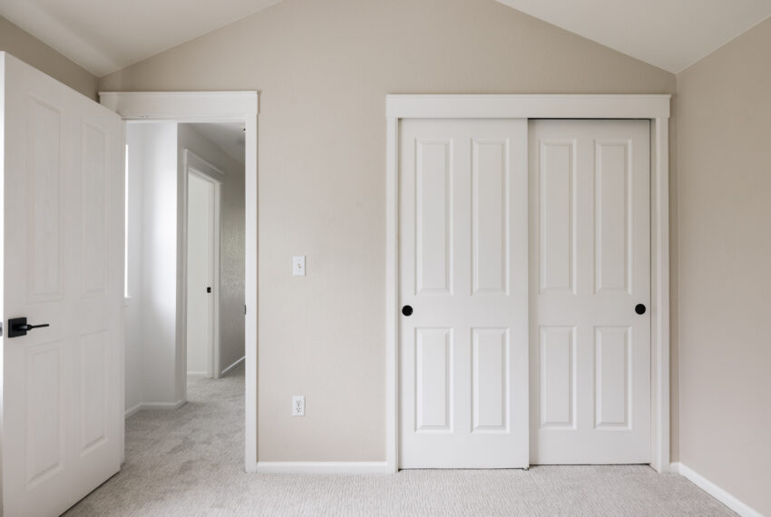 4523 W 36th Pl-026