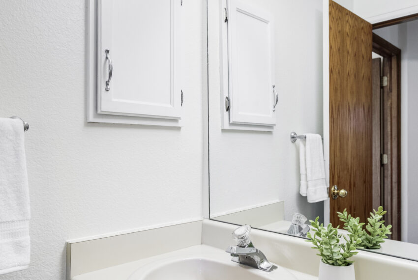 RaeScott_K_2040 S Xenia Way_web-25